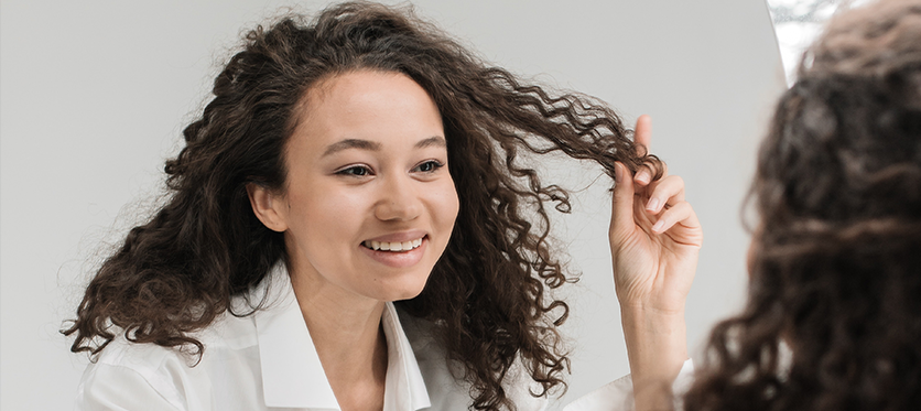Come sapere qual è la porosità dei tuoi capelli - Divina BLK